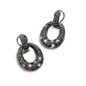PENDIENTES ORO BLANCO CON DIAMANTES Y DIAMANTES NEGROS