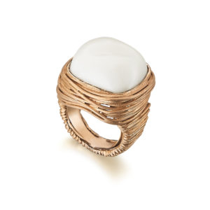 ANILLO ORO ROSA CON OPALO BLANCO
