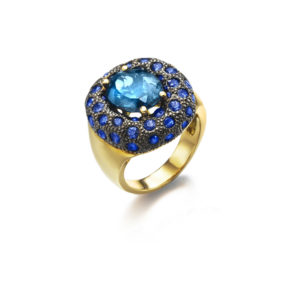 ANILLO ORO ROSA CON TOPACIO LONDON BLUE CON ZAFIROS AZULES