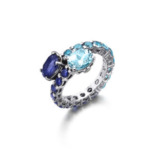 ANILLO ORO BLANCO CON IOLITAS